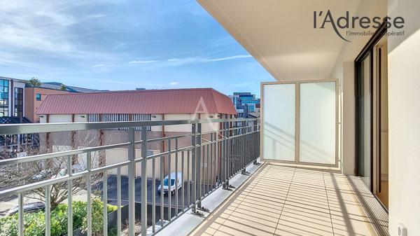 Appartement FRANCO SUISSE Suresnes (quartier Belvédère) 3 pièce(s) 61 m2 avec terrasse 8m² et parking boxé