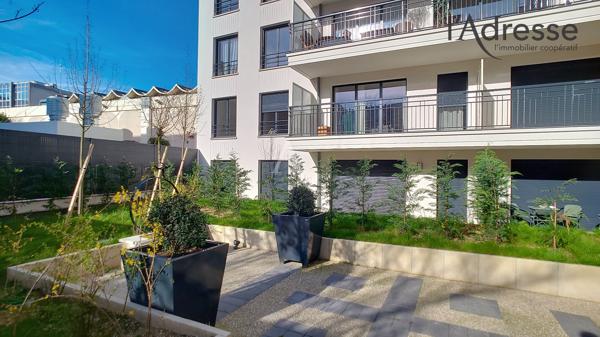 Appartement FRANCO SUISSE Suresnes (quartier Belvédère) 3 pièce(s) 61 m2 avec terrasse 8m² et parking boxé