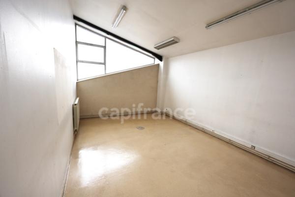 Bureaux fonctionnels à Angoulême 190 m2, proche gare et centre-ville faible loyer