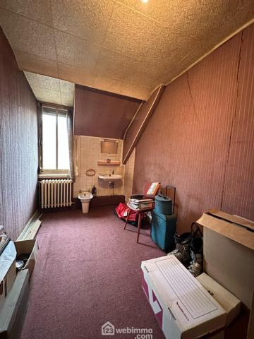Maison 305 m² à Crécy-sur-Serre 02270