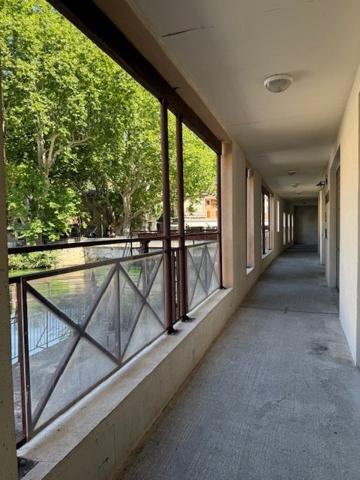 A vendre ! Superbe local commercial de 48 m² en bord de Sorgues à Fontaine de Vaucluse Fontaine de vaucluse