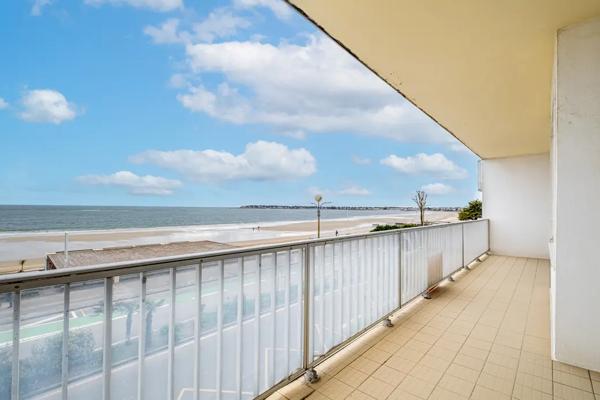 T5 vue mer 3 suites stationnement.