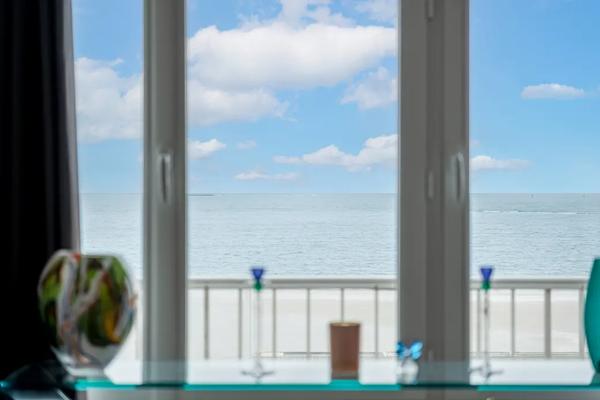 T5 vue mer 3 suites stationnement.