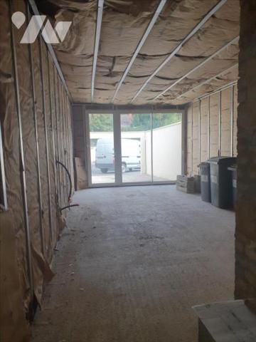 A VENDRE A EPERNAY - IMMEUBLE A USAGE DE COMMERCE ET D'HABITATION
