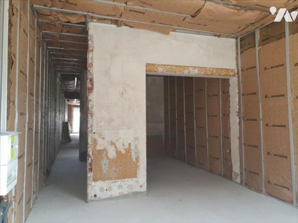 A VENDRE A EPERNAY - IMMEUBLE A USAGE DE COMMERCE ET D'HABITATION