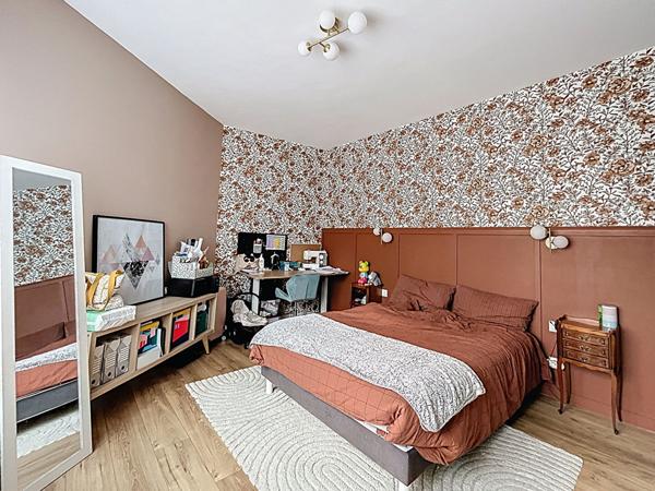 A VENDRE Maison Angers St Leonard/Les Justices-garage-jardin