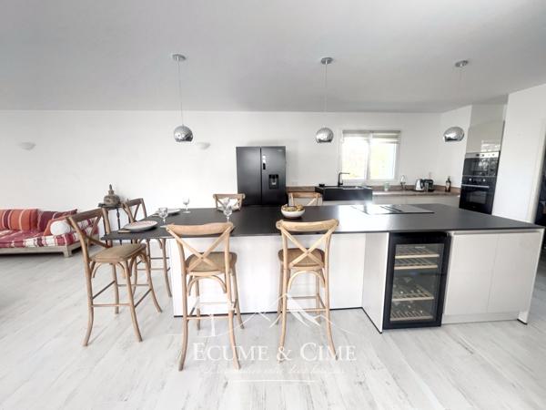 Villa rénovée avec piscine et grand studio indépendant