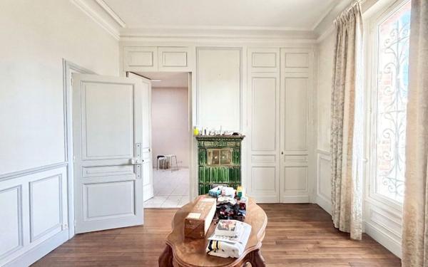 Maison à vendre    7 pièces • 190,05 m2 Chartres