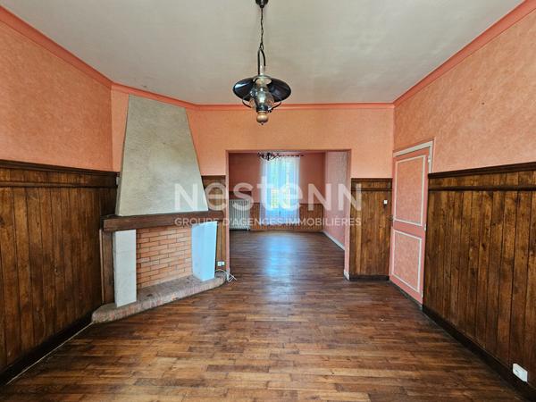 Maison de maître familiale avec 5 chambres, dépendances et plus de 5 000 m² de terrain à BAUGE EN ANJOU