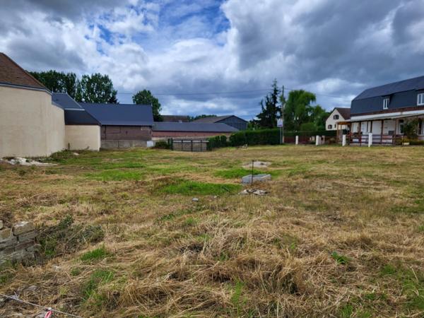 Immobilier Gournay-en-Bray (76220) – Terrain constructible 1124m2 – 87 000 €