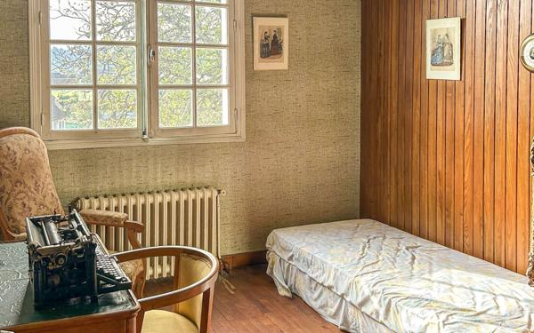 Maison à vendre    7 pièces • 245,75 m2 Gan