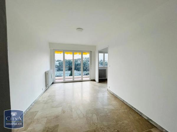 Appartement à louer 1 pièce 32.28m²