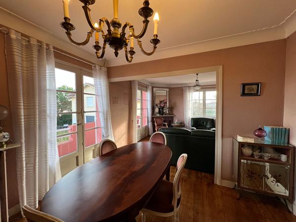 A vendre Maison Mont De Marsan Médiathèque 5 chambres double-garage jardin