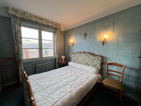 A vendre Maison Mont De Marsan Médiathèque 5 chambres double-garage jardin