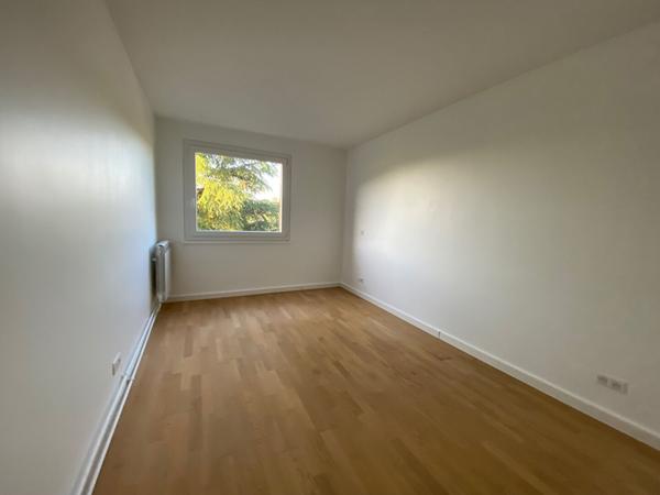 Appartement Buc 4 pièce(s) 73 m2