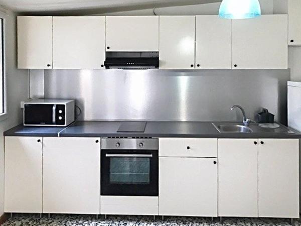 MAISON T5/T6 de 110m2 + MAISON ANNEXE 28m2