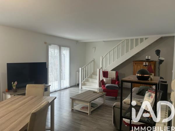 Maison à vendre 7 pièces 120 m² Le Coudray-Montceaux