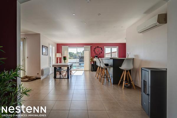 Villa de plain-pied avec piscine, sans vis-à-vis Roubia 114 m2