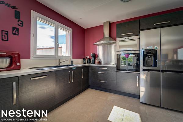 Villa de plain-pied avec piscine, sans vis-à-vis Roubia 114 m2