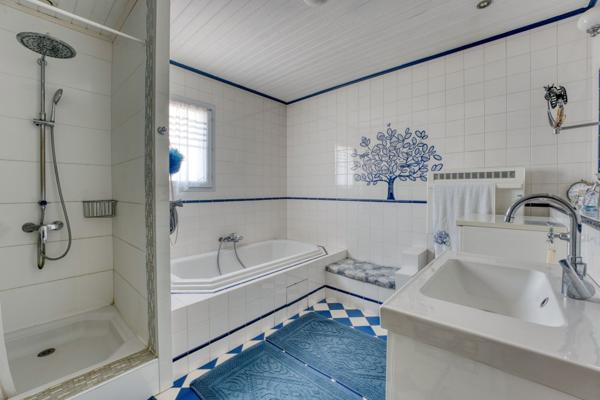 Vente Maison220 m² - 8 Pièces - ST JEAN DE MONTS (85160)