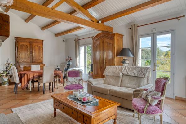 Vente Maison220 m² - 8 Pièces - ST JEAN DE MONTS (85160)