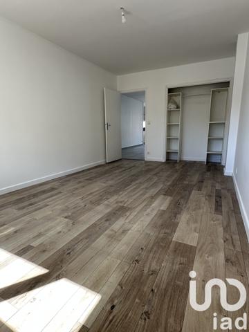 Appartement à vendre 2 pièces 57 m² Le Chambon-Feugerolles