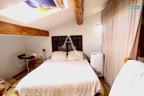 LUMINEUX T2 NON-MEUBLÉ près de 42 m2 au 4e étage sans ascenseur en plein coeur de MONTPELLIER