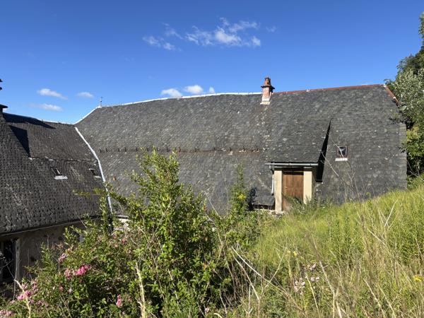 Maison 10 pièces THIEZAC A RENOVER avec potentiel