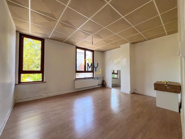 MAISON 1930 À FORT POTENTIEL AVEC GRAND JARDIN
