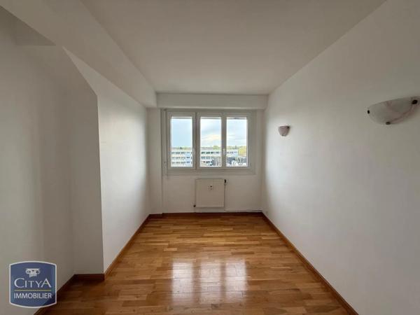 Appartement à louer 3 pièces 60.96m² Arras (62000)