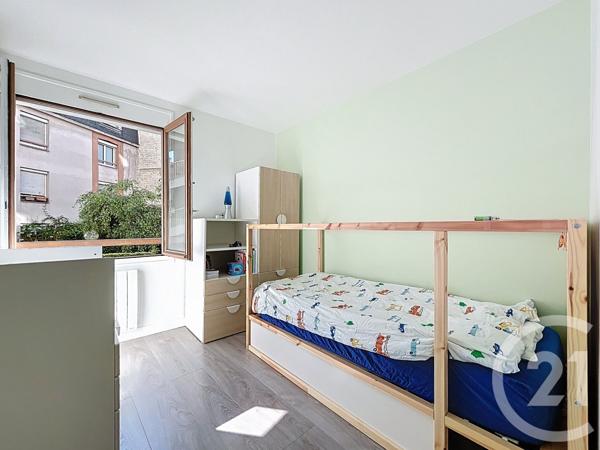 Appartement F3 à vendre  3 pièces - 66,72 m2 PARIS - 75020