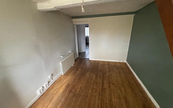 Maison à vendre    3 pièces • 43,33 m2 Conches-en-Ouche