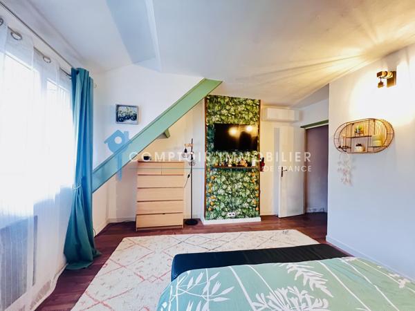 Maison
                                                                                                                                                                                                                                                                                                                        5 pièce(s)                                                                                                                                                                                                          3 chambre(s)                                                                                                                                                                                                          122  m²