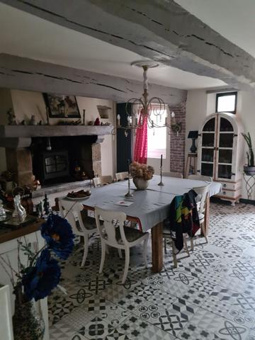 Vente Maison202 m² - 6 Pièces - MAULEVRIER (49360)