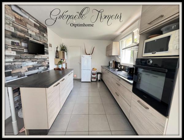 Maison à vendre 6 pièces SAINT SAUVEUR (29)