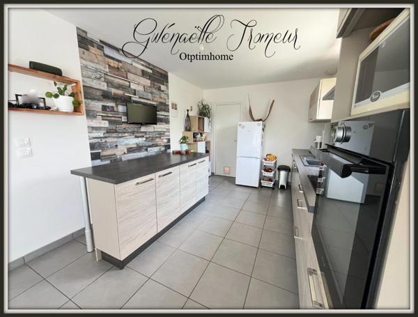 Maison à vendre 6 pièces SAINT SAUVEUR (29)