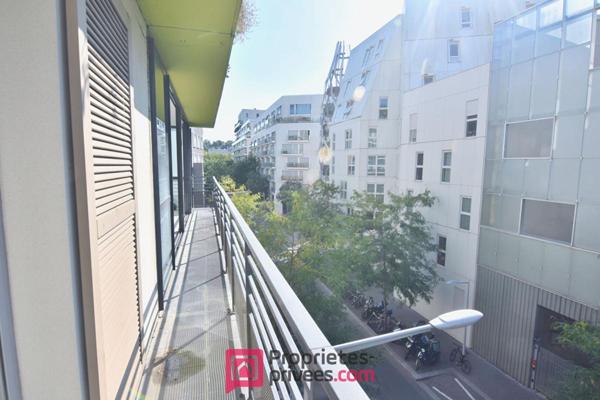 Appartement  3 pièces 66,03 m² Carrez  avec 18 m² de jardin d'hiver et 8 m² de balcon filant