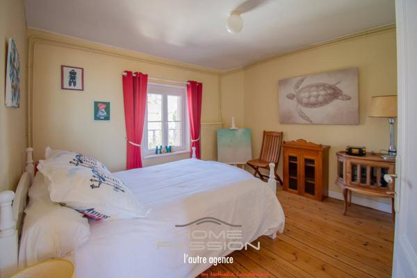 ROYAN PARC  MAISON DE FAMILLE DE CARACTÈRE À 130 MÈTRES DE LA PLAGE