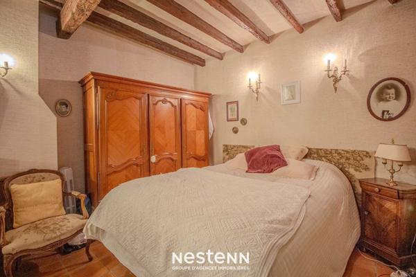 A VENDRE - Muret - Centre ville - Maison de caractère T5 de 140m² avec un garage et un patio