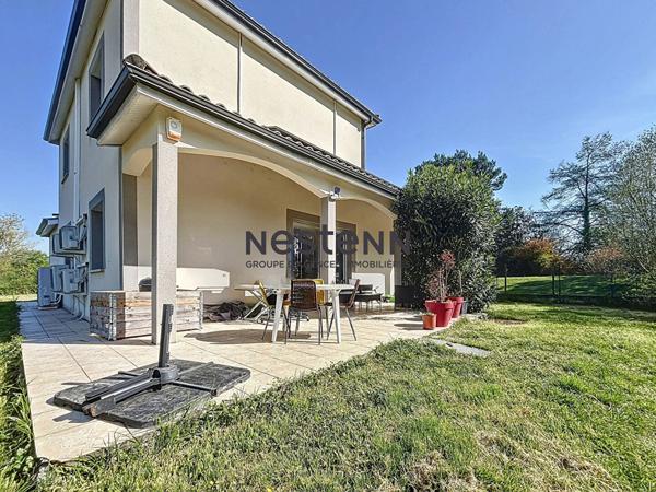 A vendre maison familiale à Martres Tolosane avec jardin cloturé et arboré