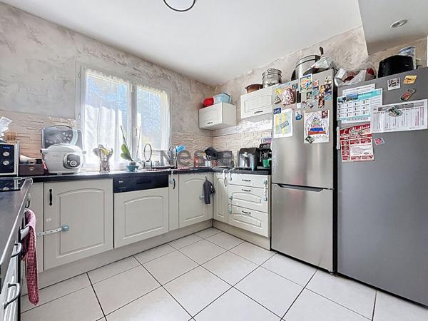 A vendre maison familiale à Martres Tolosane avec jardin cloturé et arboré