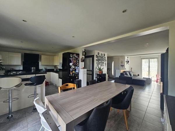 MAISON DE 2015, PROCHE TOUTES COMMODITÉS