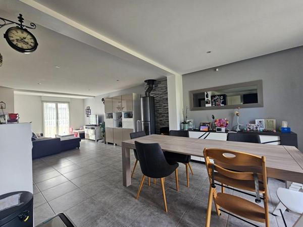 MAISON DE 2015, PROCHE TOUTES COMMODITÉS