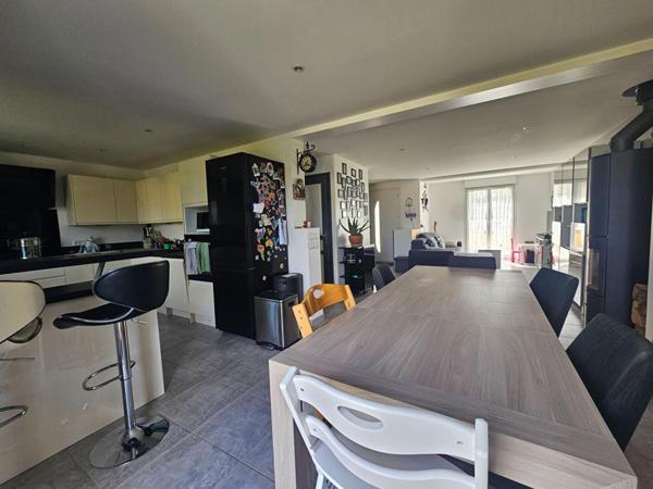 MAISON DE 2015, PROCHE TOUTES COMMODITÉS