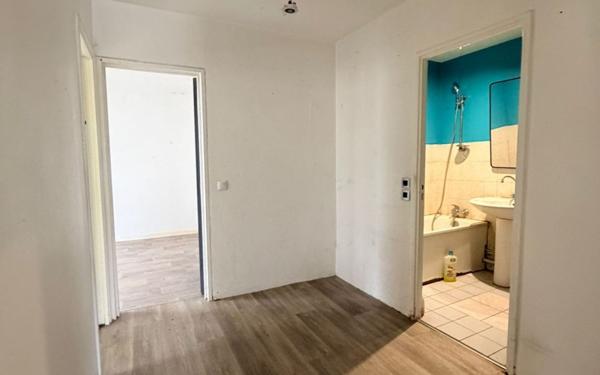 Appartement à vendre    5 pièces • 77,79 m2 Grigny