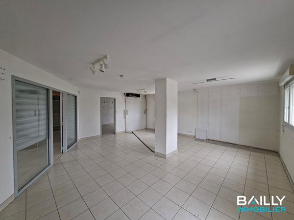 Local d'activité La Chaize Le Vicomte 540 m2 , La chaize le vicomte