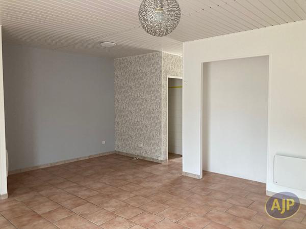 Location maison Saint Estephe : 600 € - AJP Pauillac Immobilier
