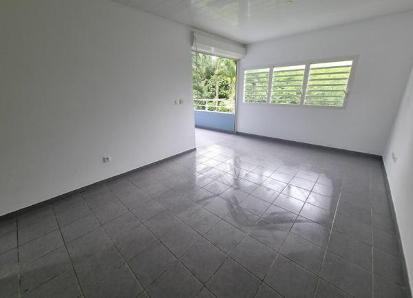 Appartement à louer    3 pièces •  Cayenne