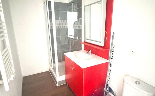 Appartement à louer    1 pièce •  Rosny-sous-Bois