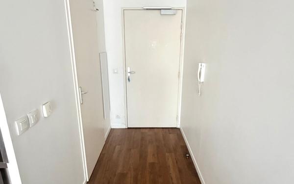 Appartement à louer    1 pièce •  Rosny-sous-Bois